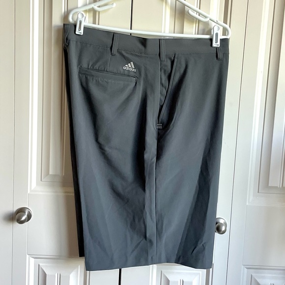 ADIDAS Golf Shorts - Picture 4 of 8
